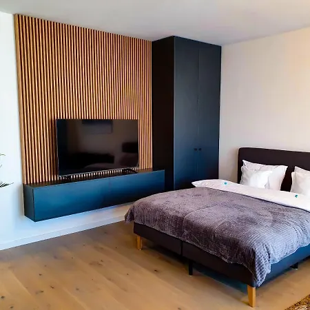 White Luxury City - Oasis In The Heart Of Cluj Kolozsvár