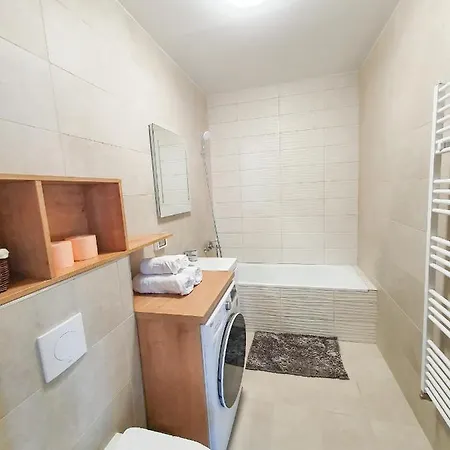 White Luxury City - Oasis In The Heart Of Cluj Apartman